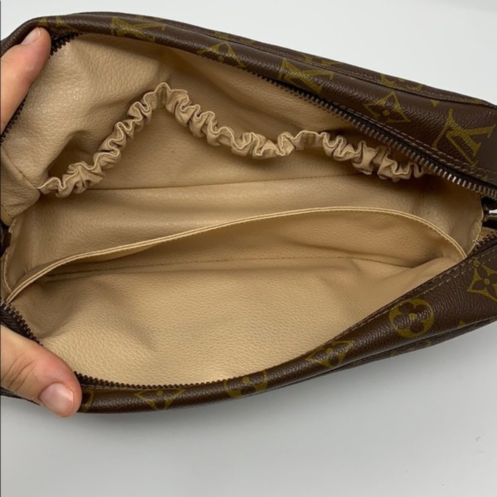 Authentic Louis Vuitton Cosmetic Pouch Vintage - Picture 3 of 13